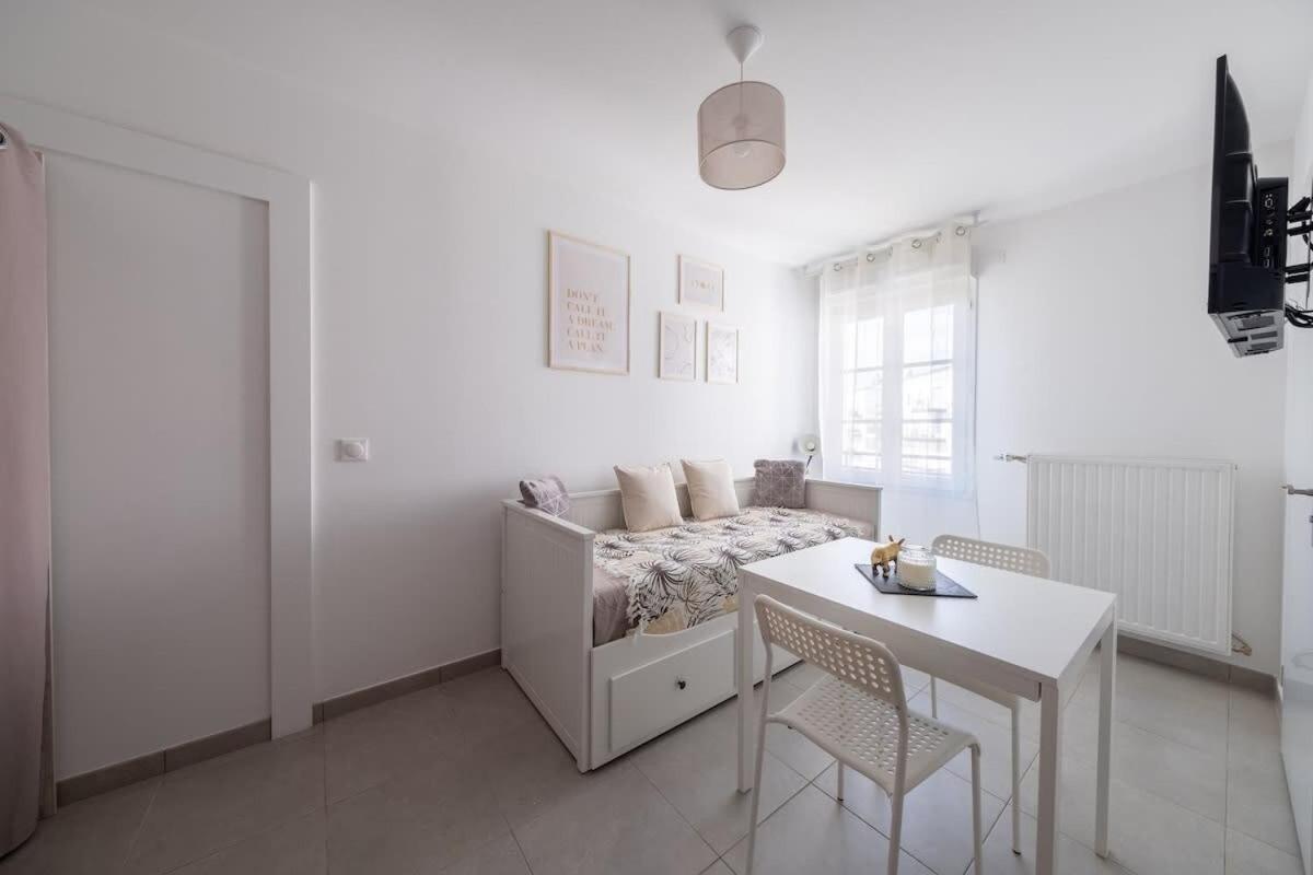 S5 Disney Studio Appartement Cosy Serris Exterior foto